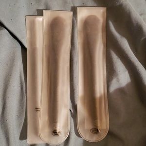 Makeup brushes